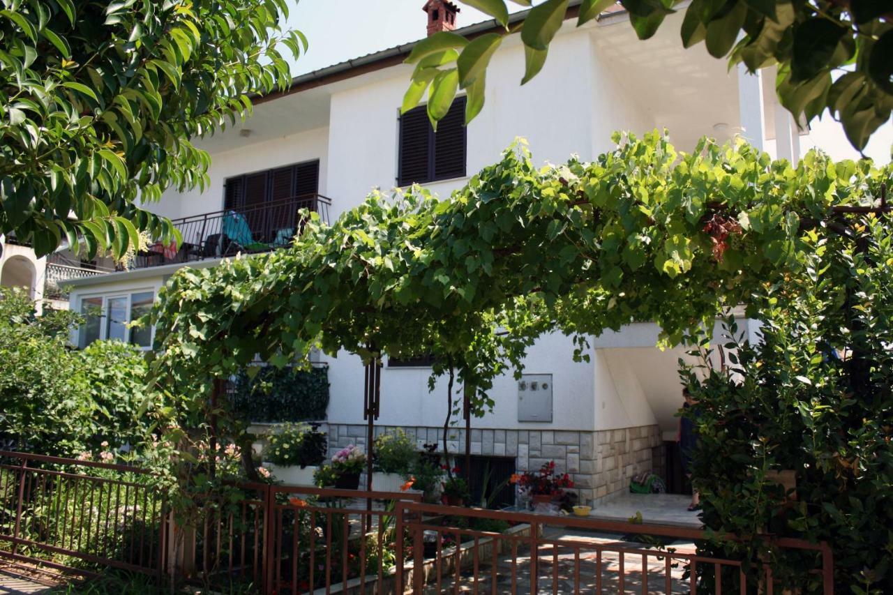 Apartment Vera Umag Buitenkant foto