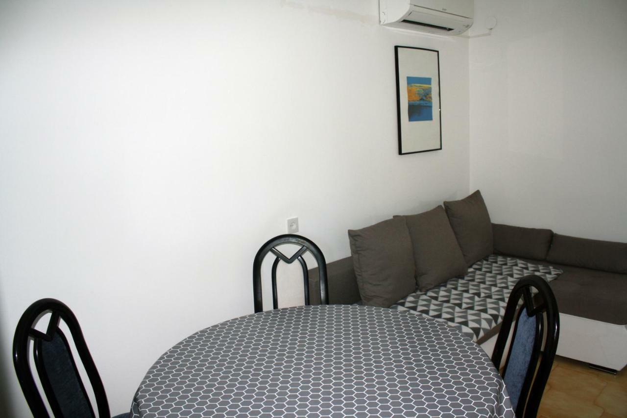 Apartment Vera Umag Buitenkant foto