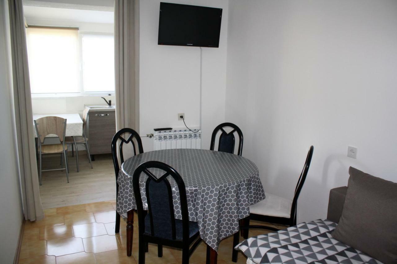 Apartment Vera Umag Buitenkant foto